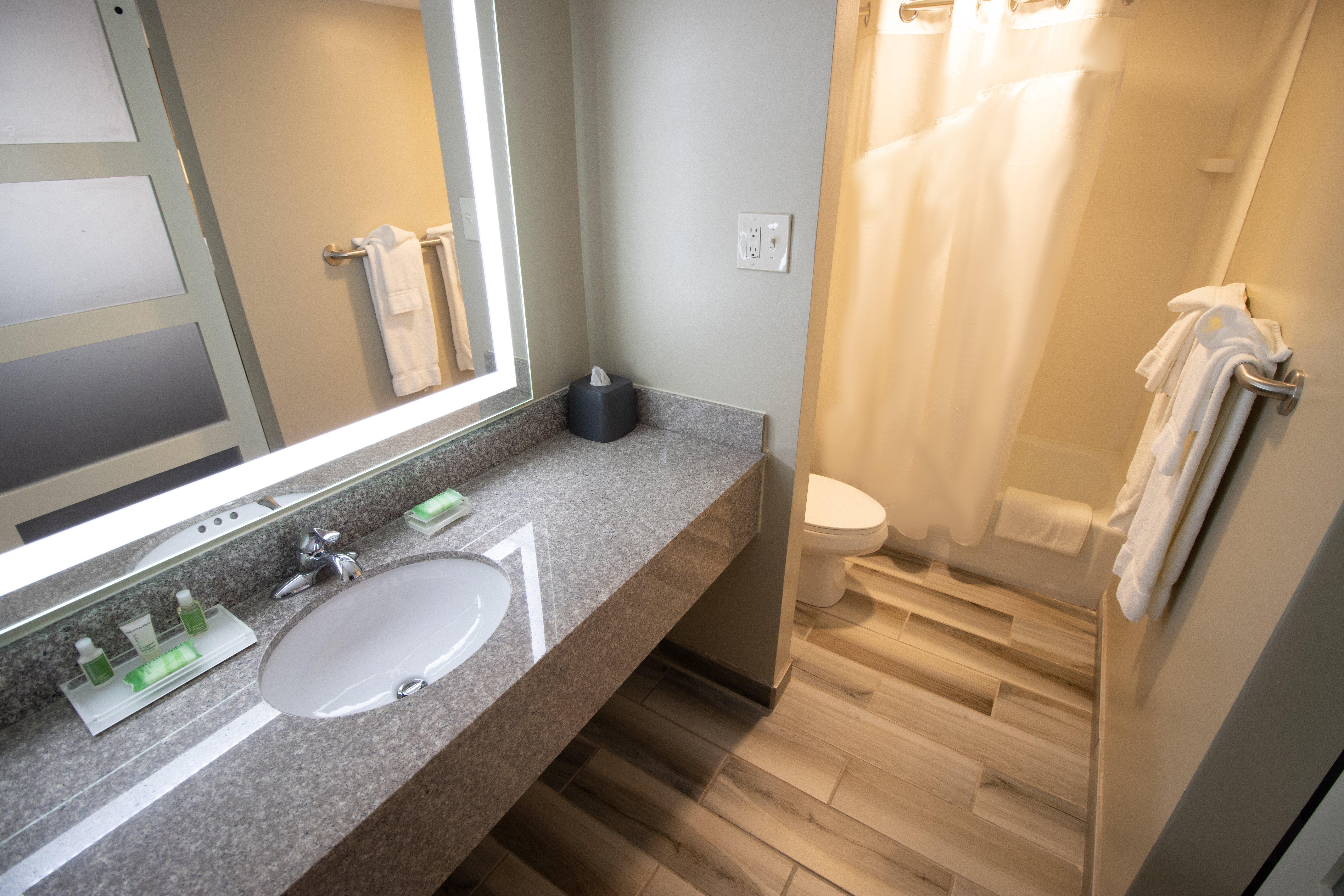 Holiday Inn Scranton East - Dunmore By Ihg מראה חיצוני תמונה