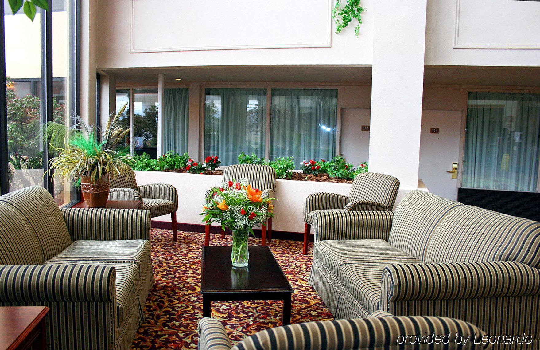 Holiday Inn Scranton East - Dunmore By Ihg מראה חיצוני תמונה