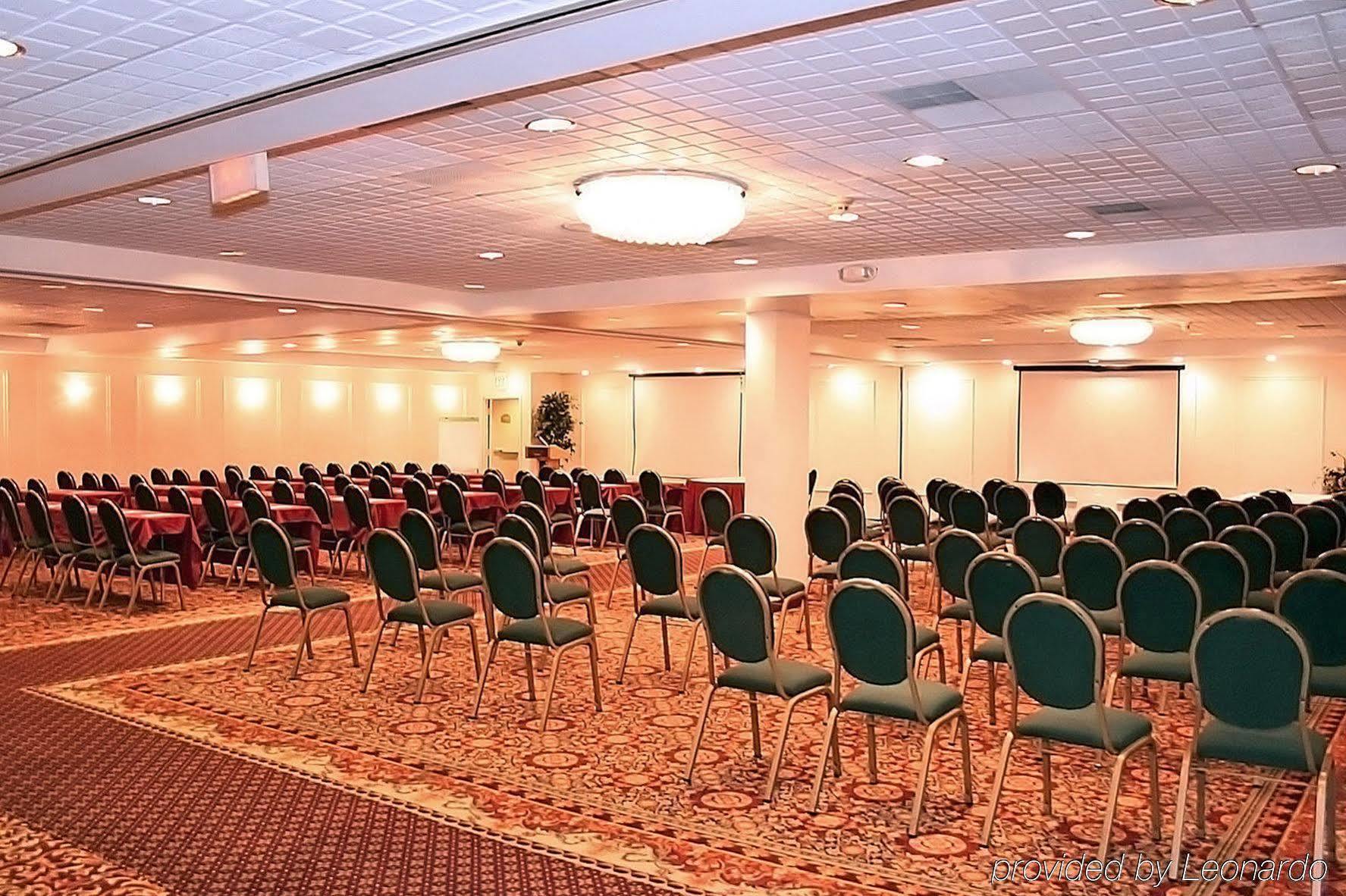 Holiday Inn Scranton East - Dunmore By Ihg מראה חיצוני תמונה