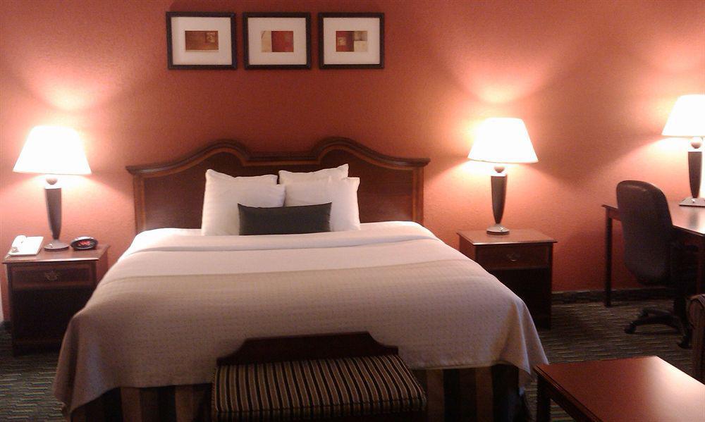 Holiday Inn Scranton East - Dunmore, An Ihg Hotel חדר תמונה